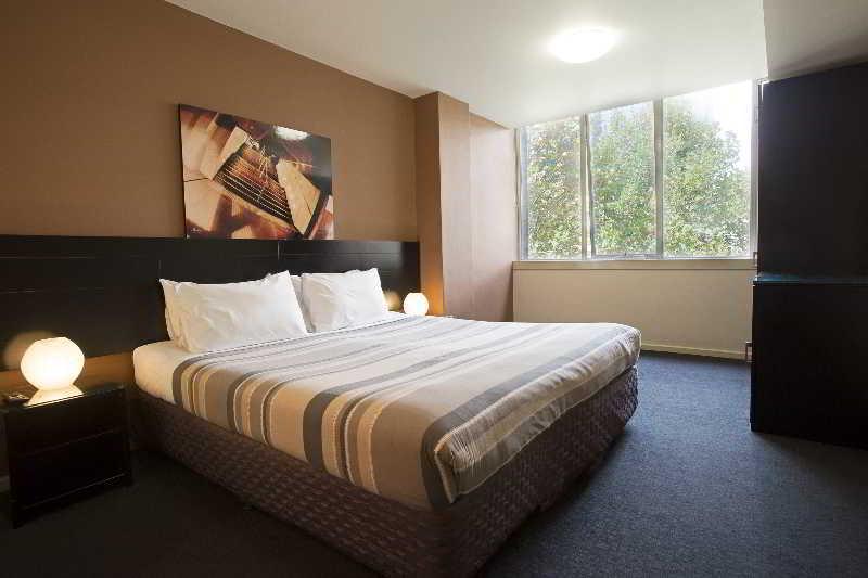Nomads Melbourne Backpackers Hostel Exterior photo