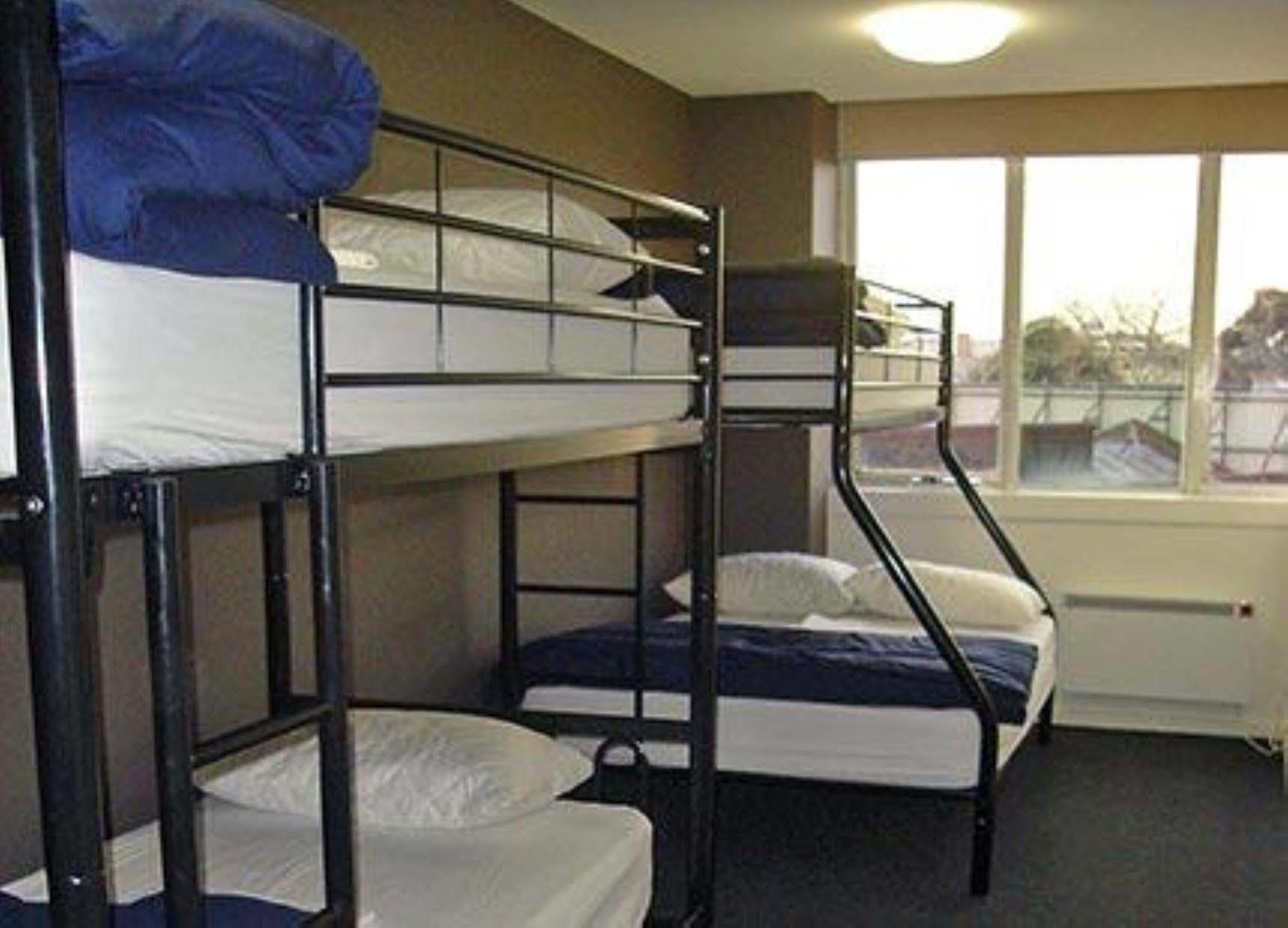 Nomads Melbourne Backpackers Hostel Exterior photo
